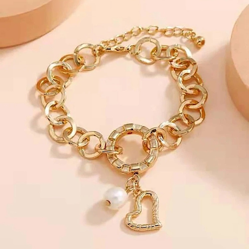 Faux Pearl Heart Charm Bracelet - Picture 1 of 4